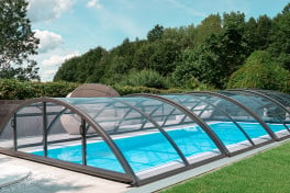 Keramik Pool Komplettset Cera Bay Cubic mit Skimmer Pool  Poolgröße 3,8 x 9,5m | Überdachung Base Clear 5.0x10.6m