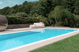 Pool Komplettset Infinity® Bay mit Überlauf-Schwimmbecken und optionaler Poolüberdachung / elektrischem Rollo